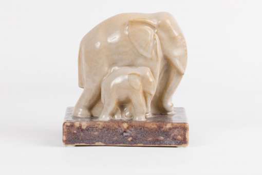 Elephants by Sèvres